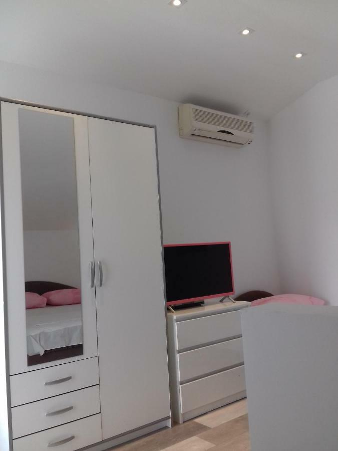 Apartman Nena Daire Slatine Dış mekan fotoğraf