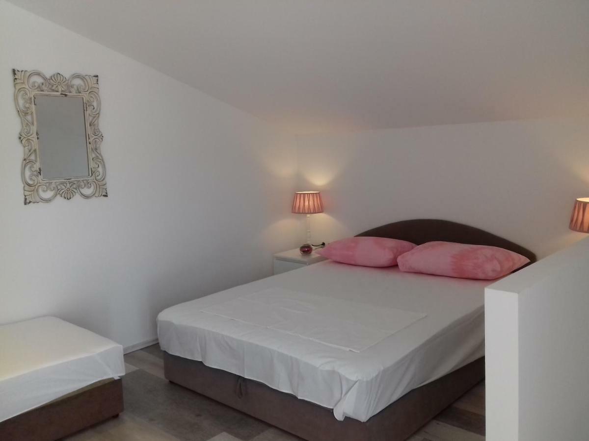 Apartman Nena Daire Slatine Dış mekan fotoğraf